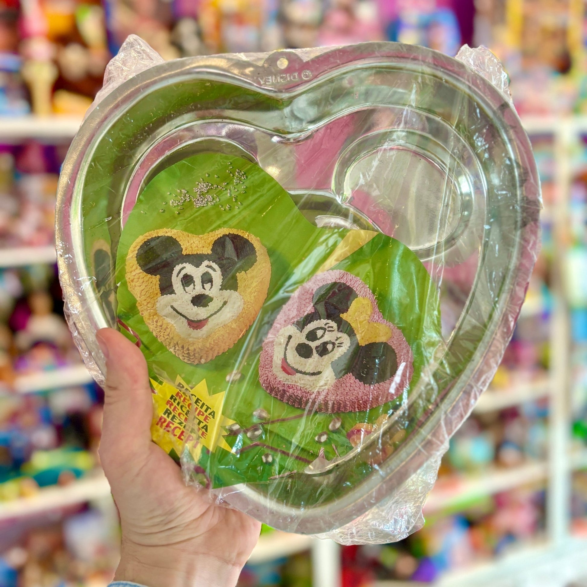 Disney Mickey & Minnie Mouse Cake Pan - PopCultGang