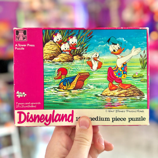Disneyland: Donald Duck Swimming Puzzle (100 pieces, 70s) - PopCultGang