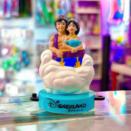 Disneyland Paris: Aladdin & Jasmin Parade Float Toy (McDonalds, 1999) - PopCultGang