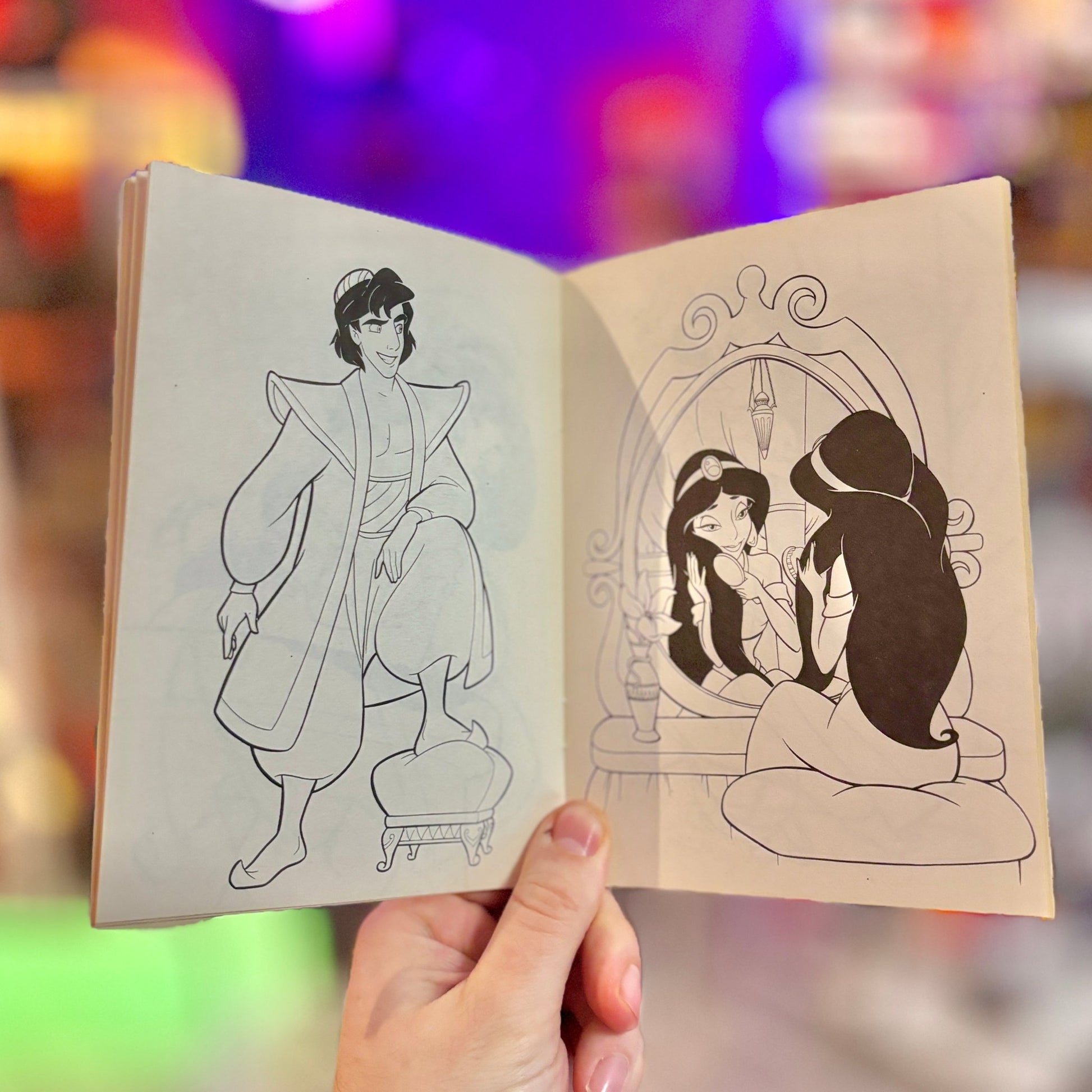 Disney’s Aladdin Mini Coloring Book (90s) - PopCultGang