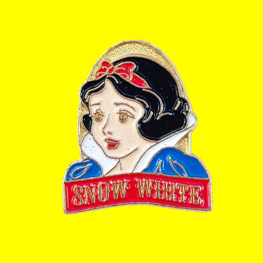 Disney's Snow White And The Seven Dwarfs: Snow White Enamel Pin (90s) - PopCultGang