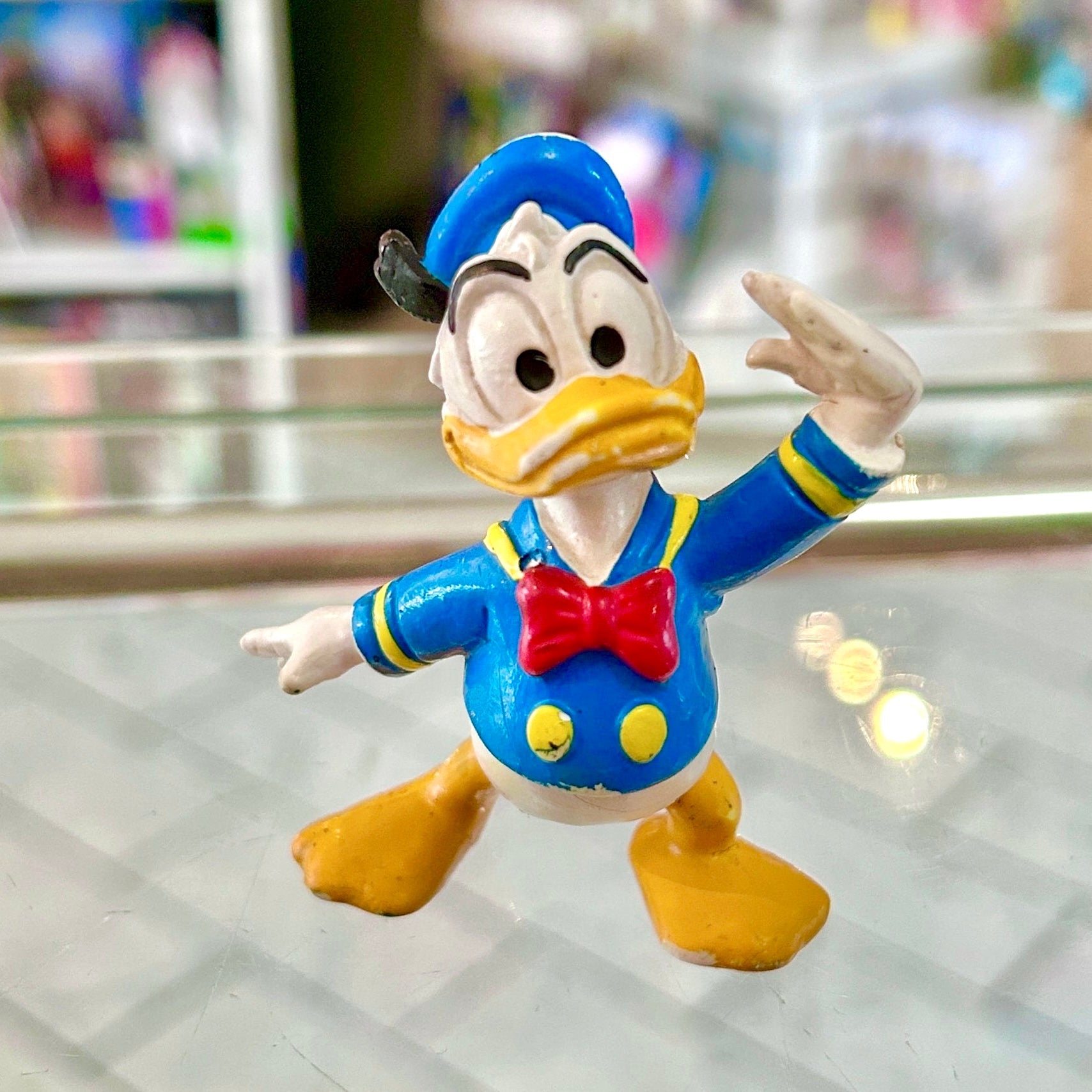 Donald Duck Scouting PVC Figure (Bully, 80s) - PopCultGang