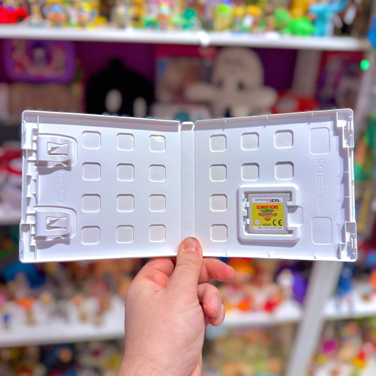 Donkey Kong Country Returns 3D (Nintendo 3DS) - PopCultGang