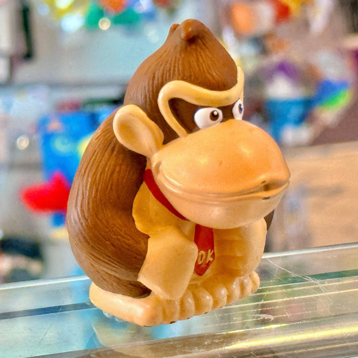 Donkey Kong Country Returns: Sitting PVC Figure (Nintendo, Toys R' Us UK pre-order bonus, 2010) - PopCultGang