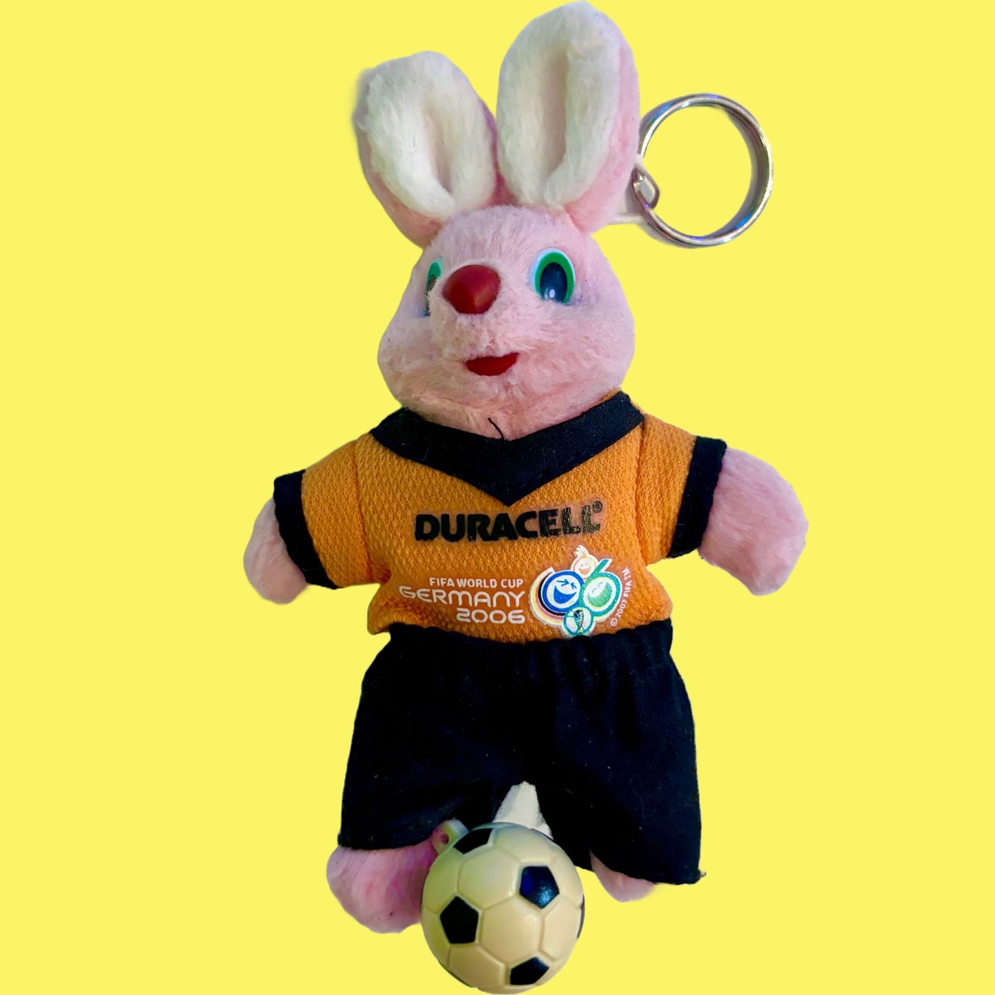 Duracell Bunny Keychain (2000s) - PopCultGang