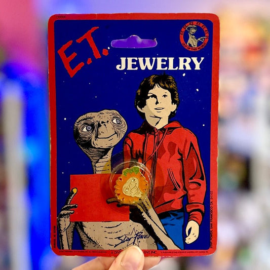 E.T. The Extra Terrestrial Jewelry: E.T. Head In Flower Ring (NIB, 80s) - PopCultGang