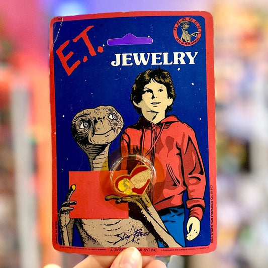 E.T. The Extra Terrestrial Jewelry: Kiss Ring (NIB, 80s) - PopCultGang