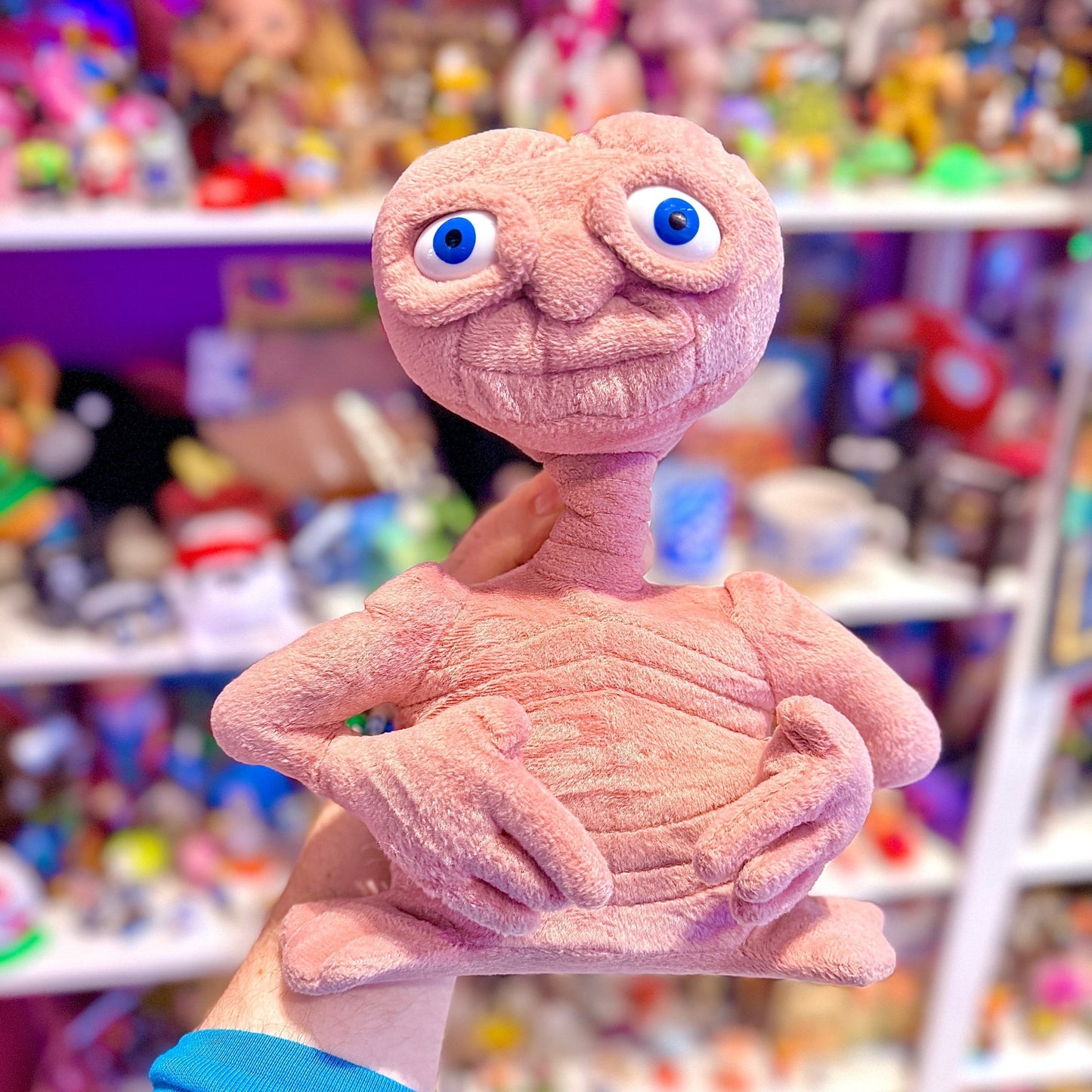 E.T. The Extra - Terrestrial Plush 30 cm (Universal Studios, 1988) - PopCultGang