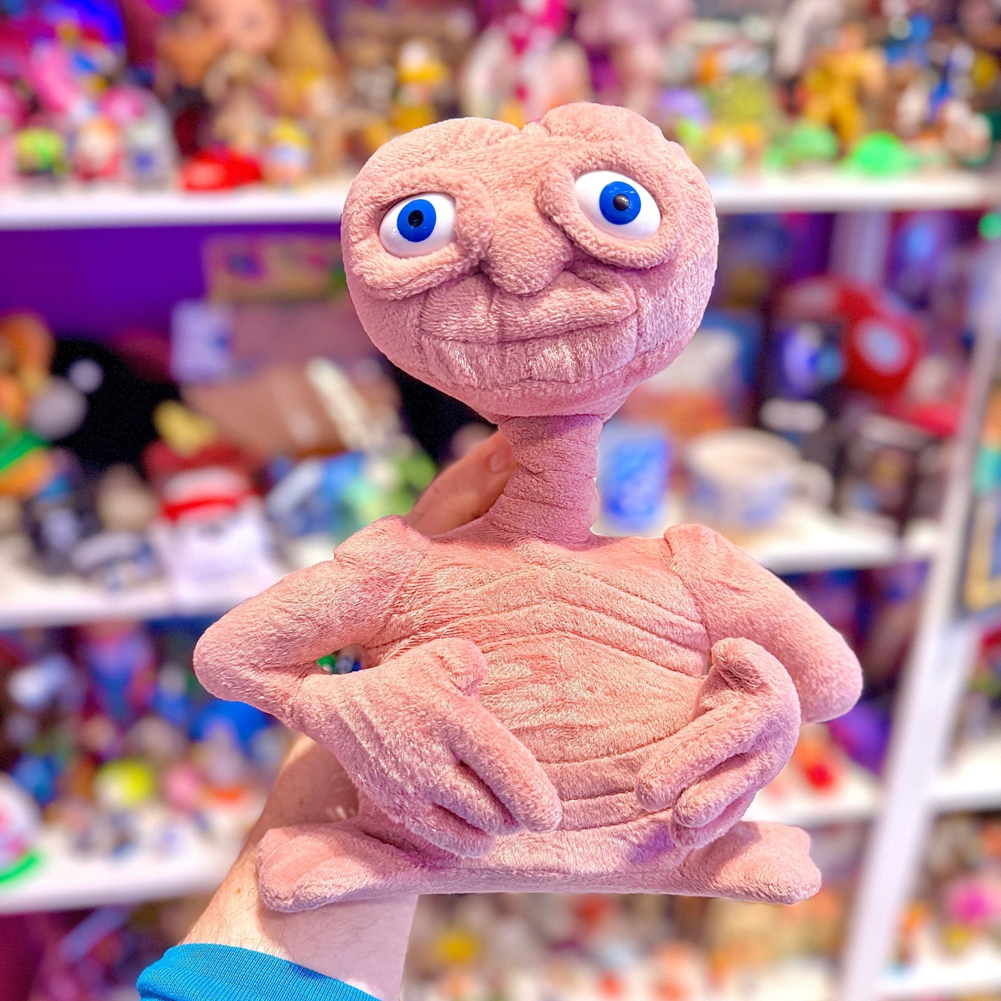 E.T. The Extra - Terrestrial Plush 30 cm (Universal Studios, 1988) - PopCultGang