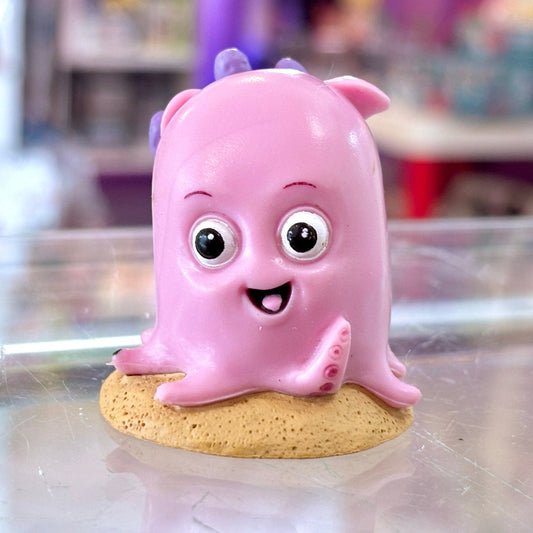 Finding Nemo: Pearl The Pink Squid PVC Figure (Disney, Pixar, 2003) - PopCultGang