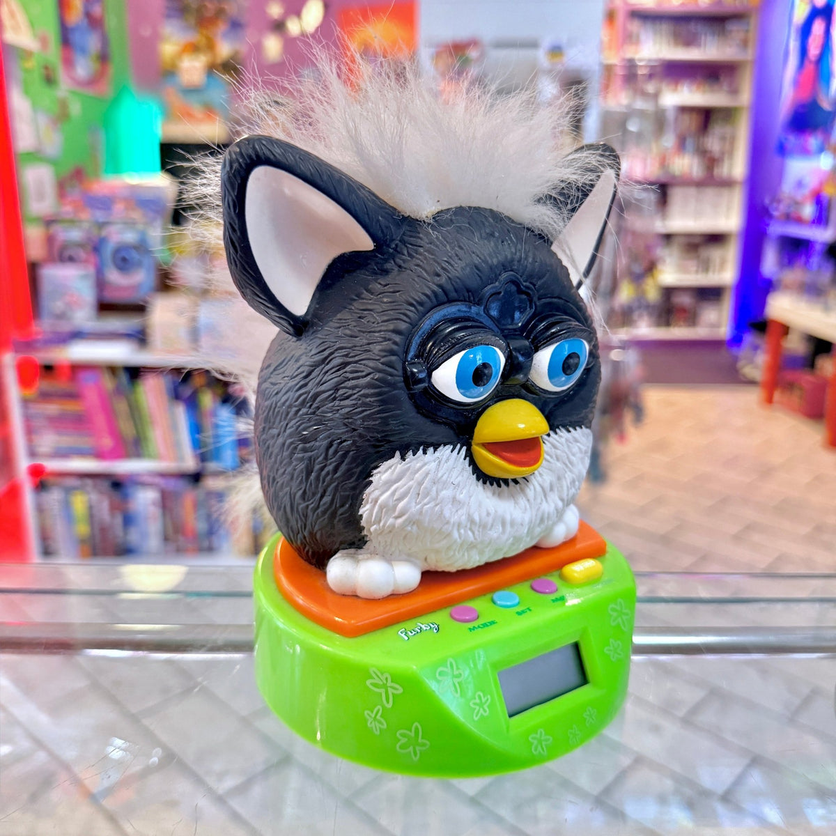 Furby Talking Alarm Clock (Tiger Electronics, 1998) - PopCultGang