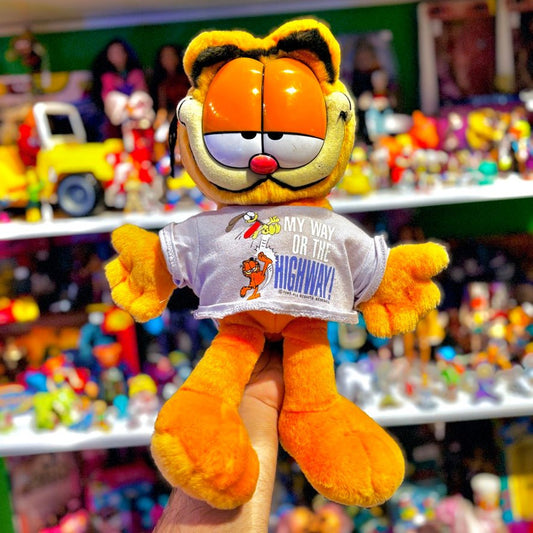 Garfield "My Way Or The Highway" Plush (90s) - PopCultGang