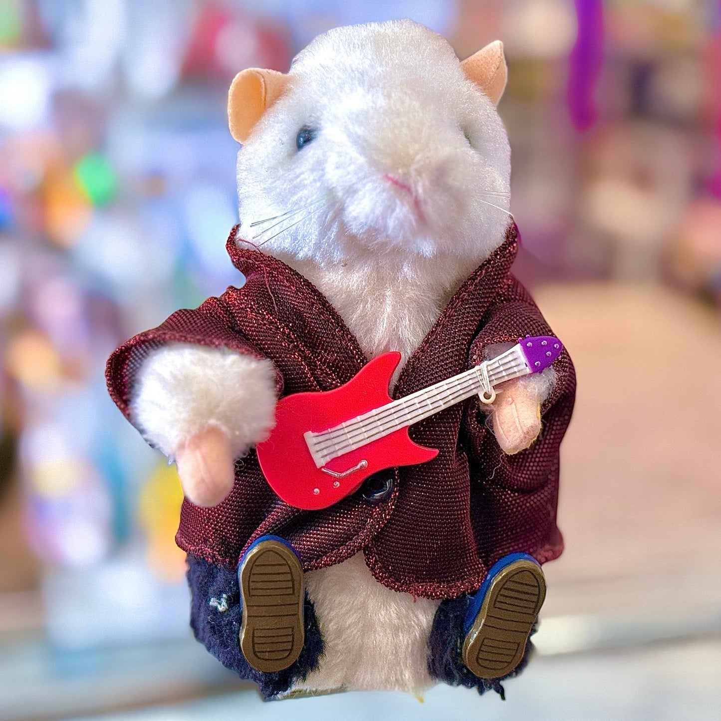 Gemmy Hamsters: Hamster Singing Old Time Rock N Roll (2001) - PopCultGang