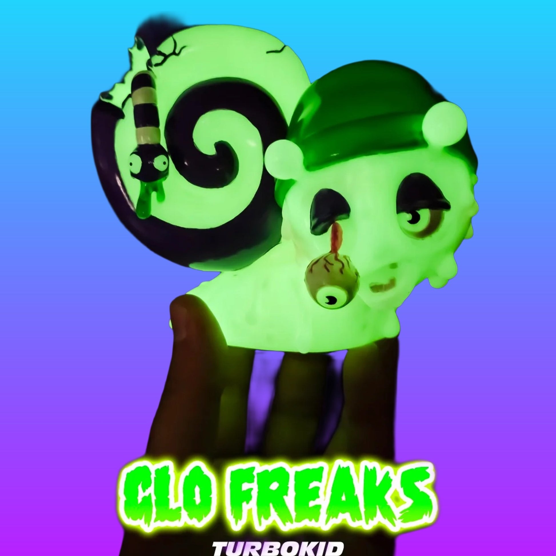 Glo Freaks: Glo Worm Mutant Snail Sofubi Figure (Turbokid) - PopCultGang