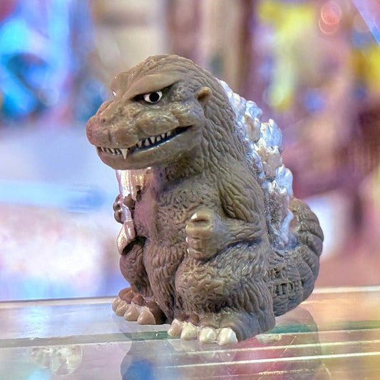 Godzilla: Giant Monsters All Out Attack - "Godzilla 1954 Holding Plane" Finger Puppet Figure (Bandai, 2001) - PopCultGang