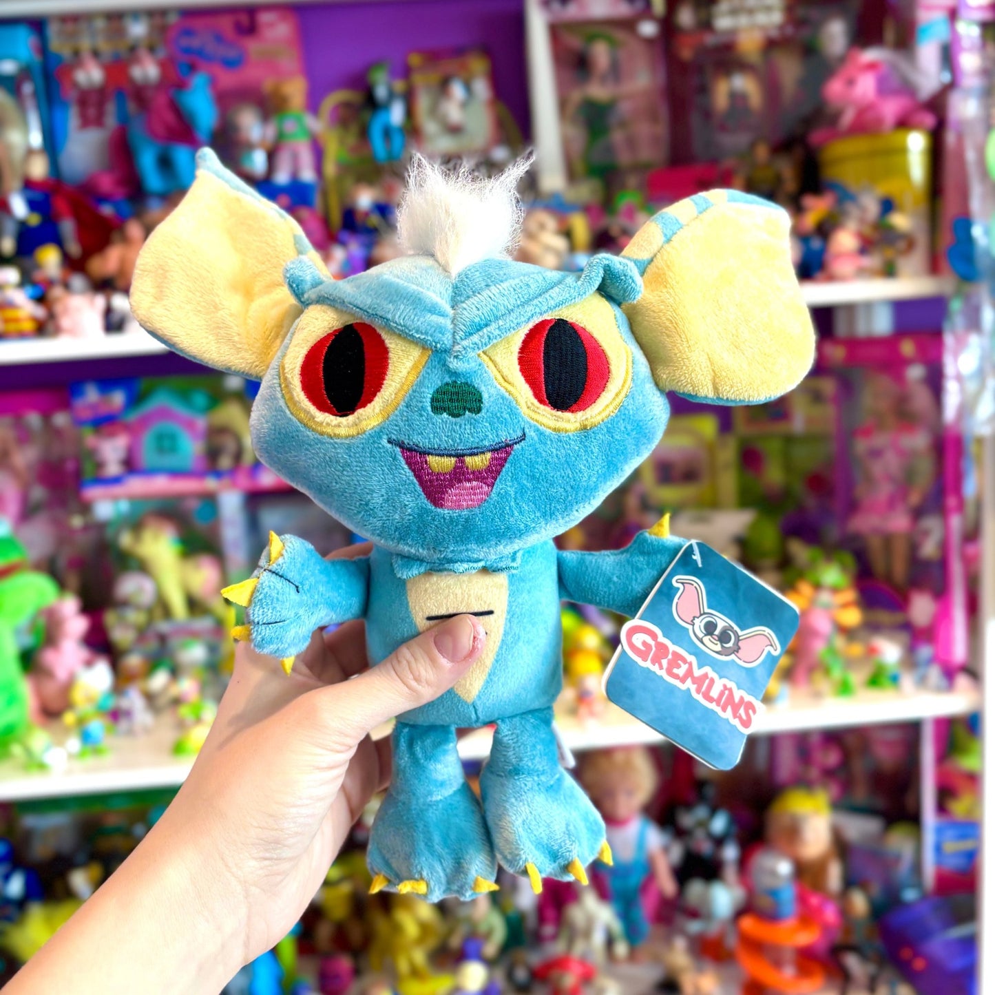 Gremlins: Gizmo Stripe 19 cm Plush Figure (Play By Play) - PopCultGang