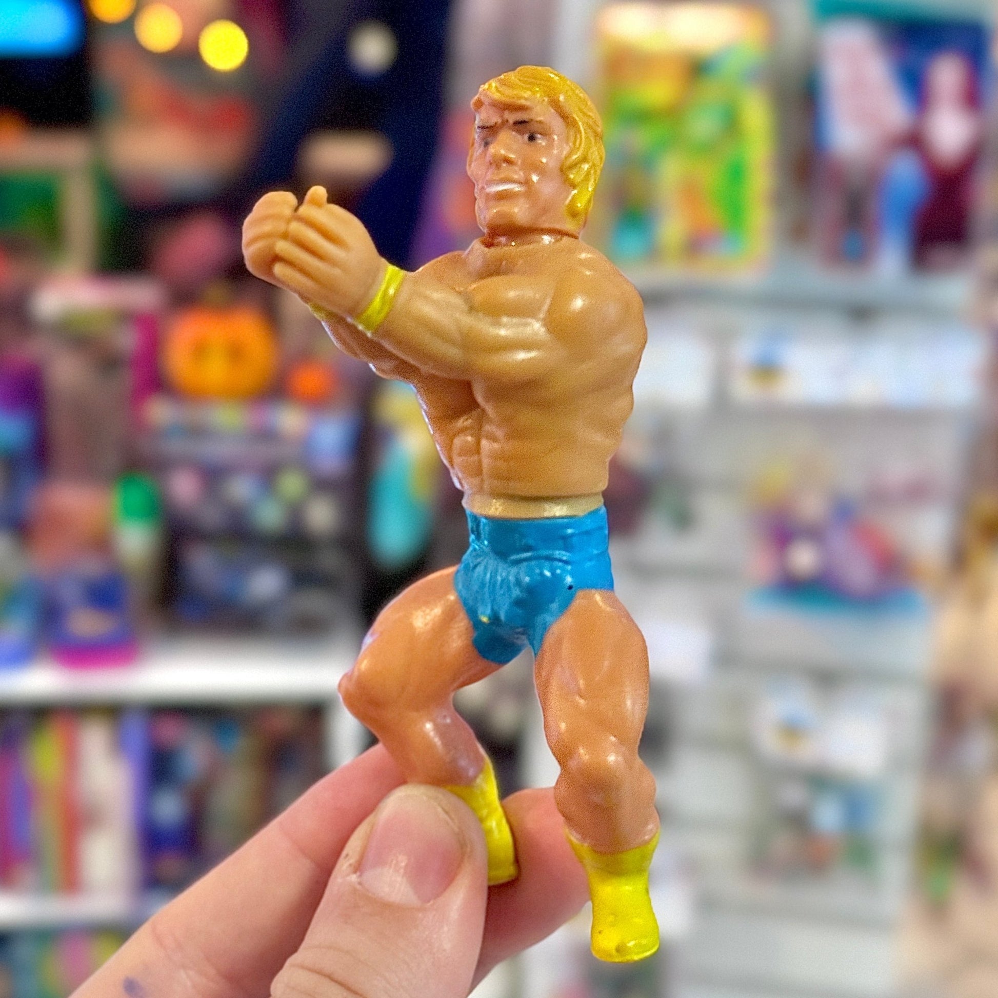 He - Man MOTU Clip - On Hanging Hugging Figure (bootleg, 80s) - PopCultGang