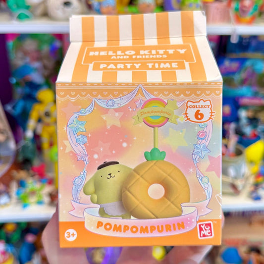 Hello Kitty and Friends: Pompompurin - Sanrio Memo Stand Party Time Series Mini Figures - PopCultGang