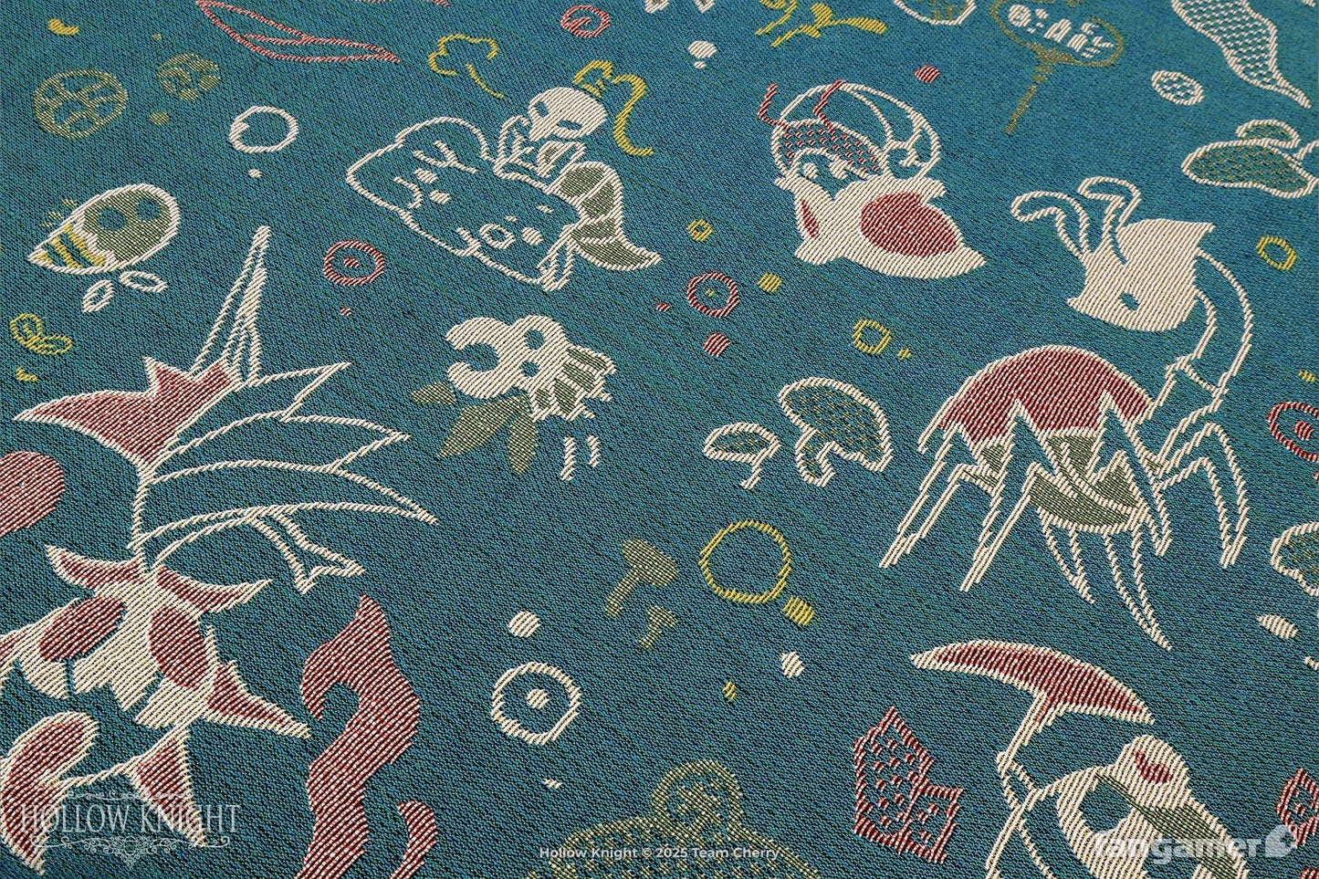 Hollow Knight: Cozy Critters Throw Blanket (Fangamer) - PopCultGang