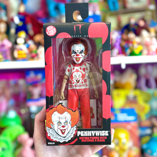 IT: Pennywise Ben Cooper Costume Action Figure Series 9 (Neca, 15 cm) - PopCultGang
