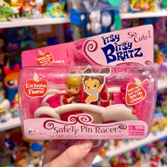 Itsy Bitsy Bratz: Safety Pin Racer (NIB, 2008) - PopCultGang