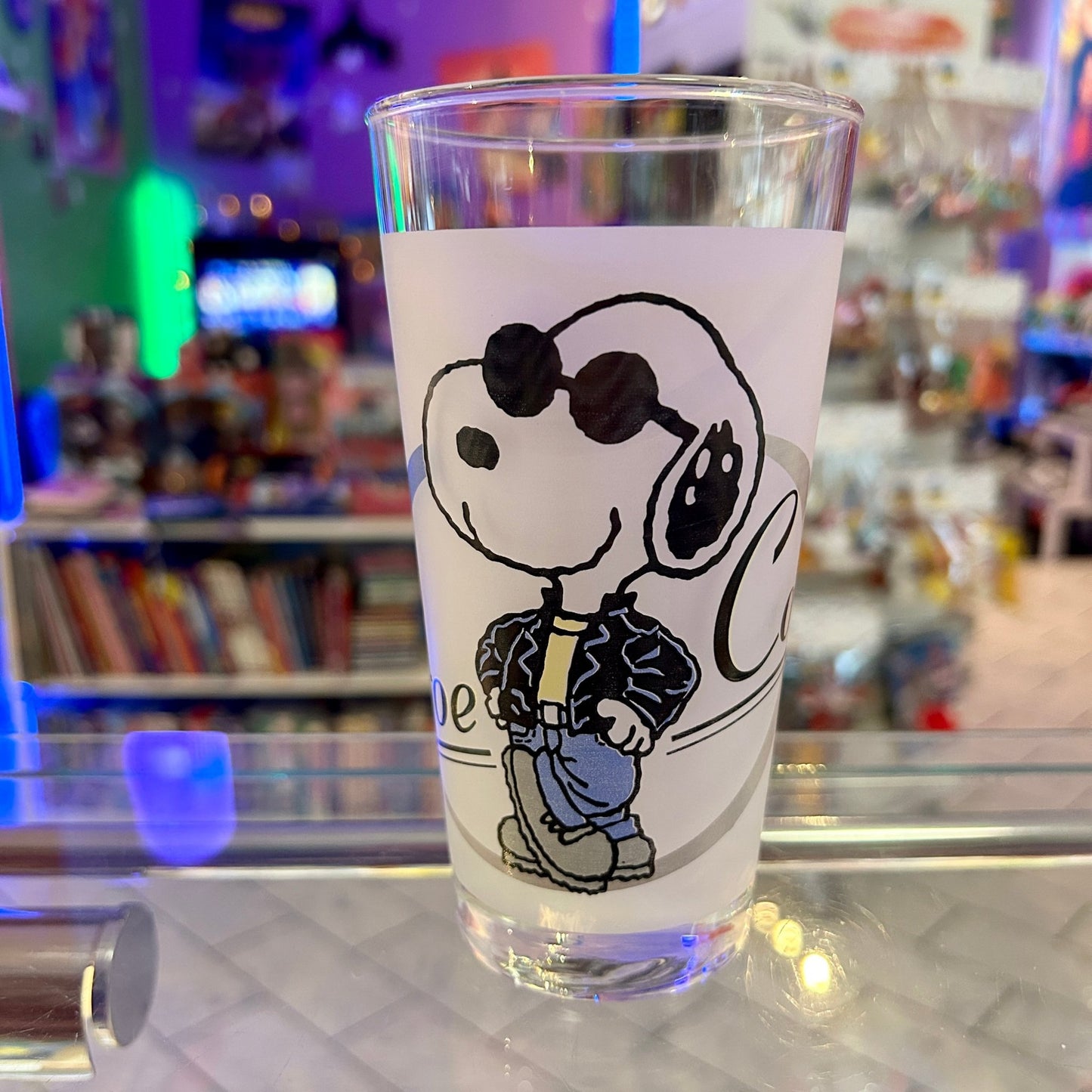 Joe Cool Glass (2000s) - PopCultGang