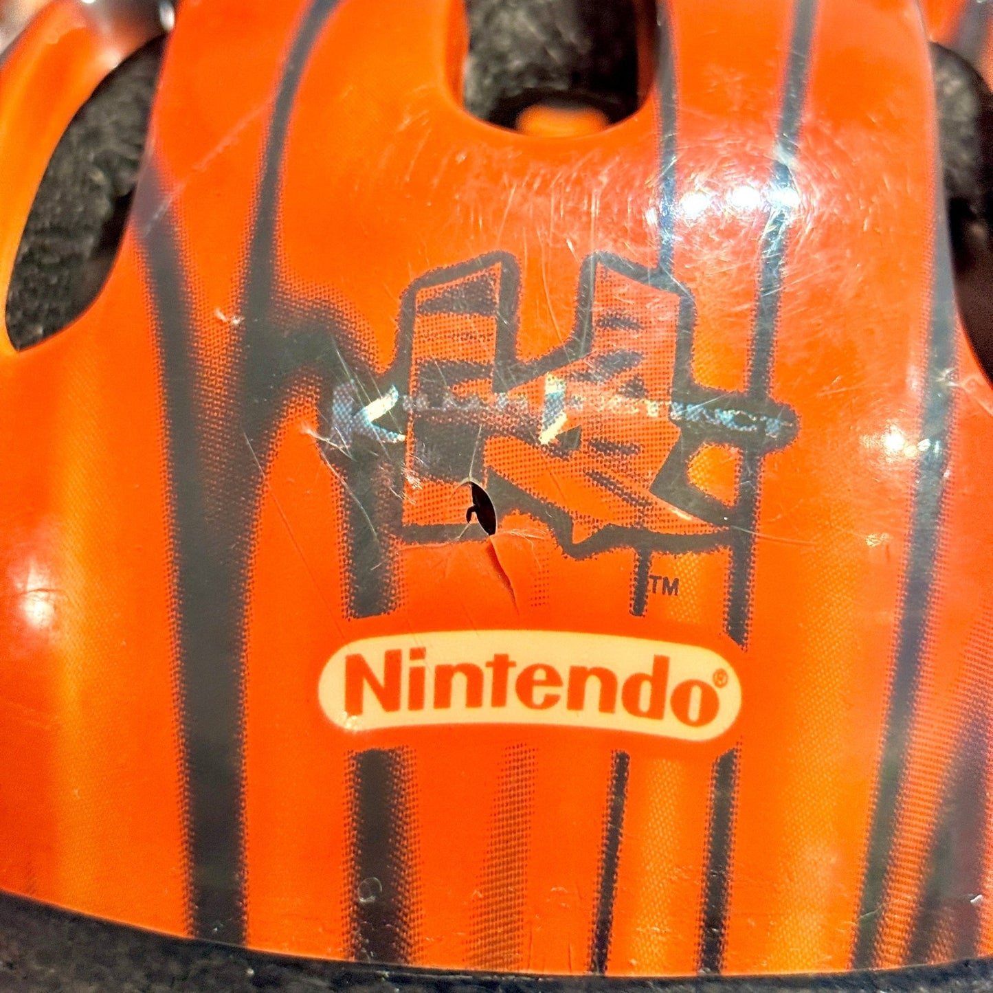 Killer Instinct Gold: Promotional Bicycle Helmet (Nintendo, 90s) - PopCultGang