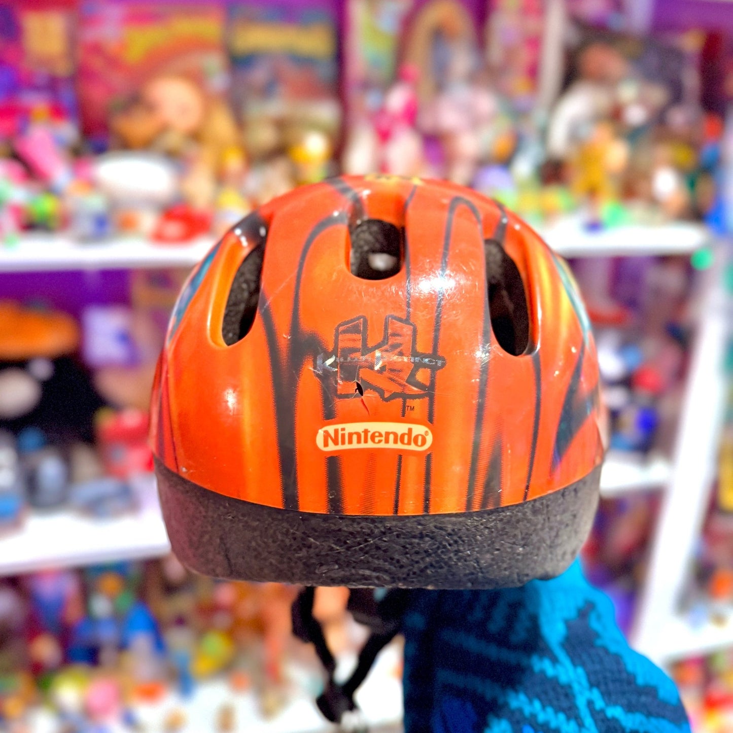 Killer Instinct Gold: Promotional Bicycle Helmet (Nintendo, 90s) - PopCultGang