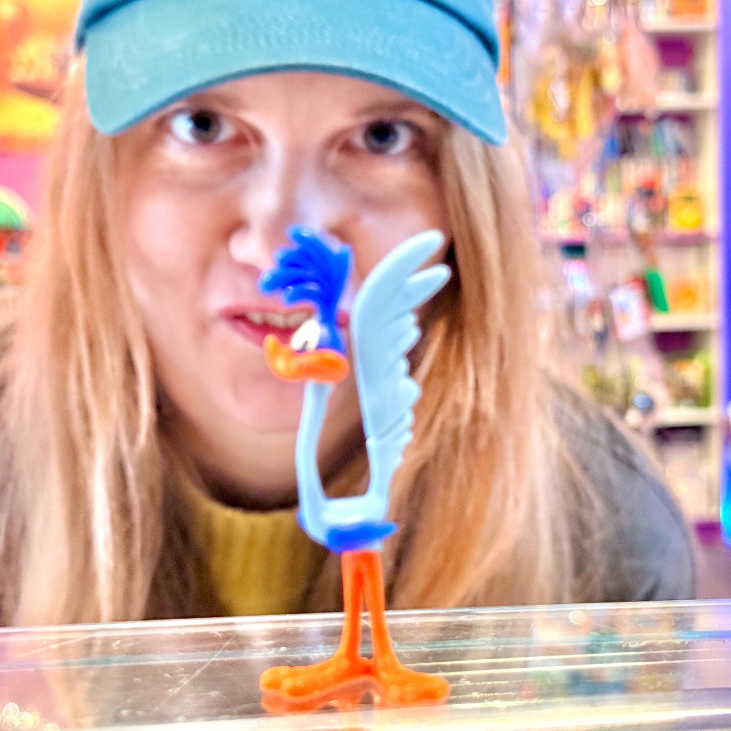 Kinder Surprise: Looney Tunes - Road Runner Mini Figure (1991) - PopCultGang