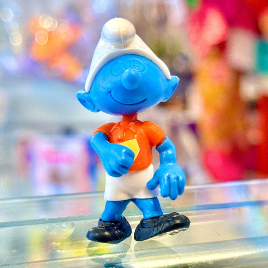 Kinder Surprise: Smurfs Football - Orange Shirt Smurf Mini Figure (1990) - PopCultGang