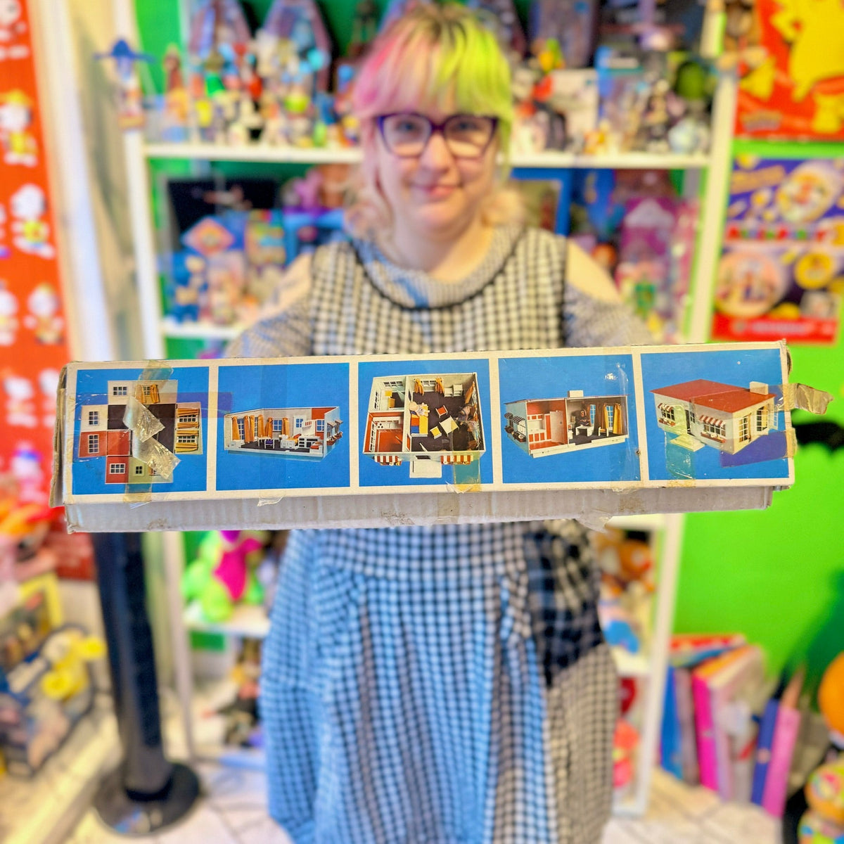 La Maison De Véronique - French Dollhouse (boxed, from Lego's old “Inspiration Inventory”, 1970s) - PopCultGang