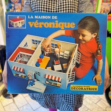 La Maison De Véronique - French Dollhouse (boxed, from Lego's old “Inspiration Inventory”, 1970s) - PopCultGang