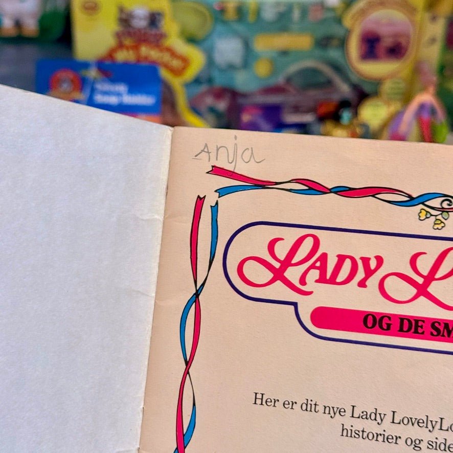 Lady Lovely Locks Og De Små Pixietails (danish comic & activity book, 80s) - PopCultGang