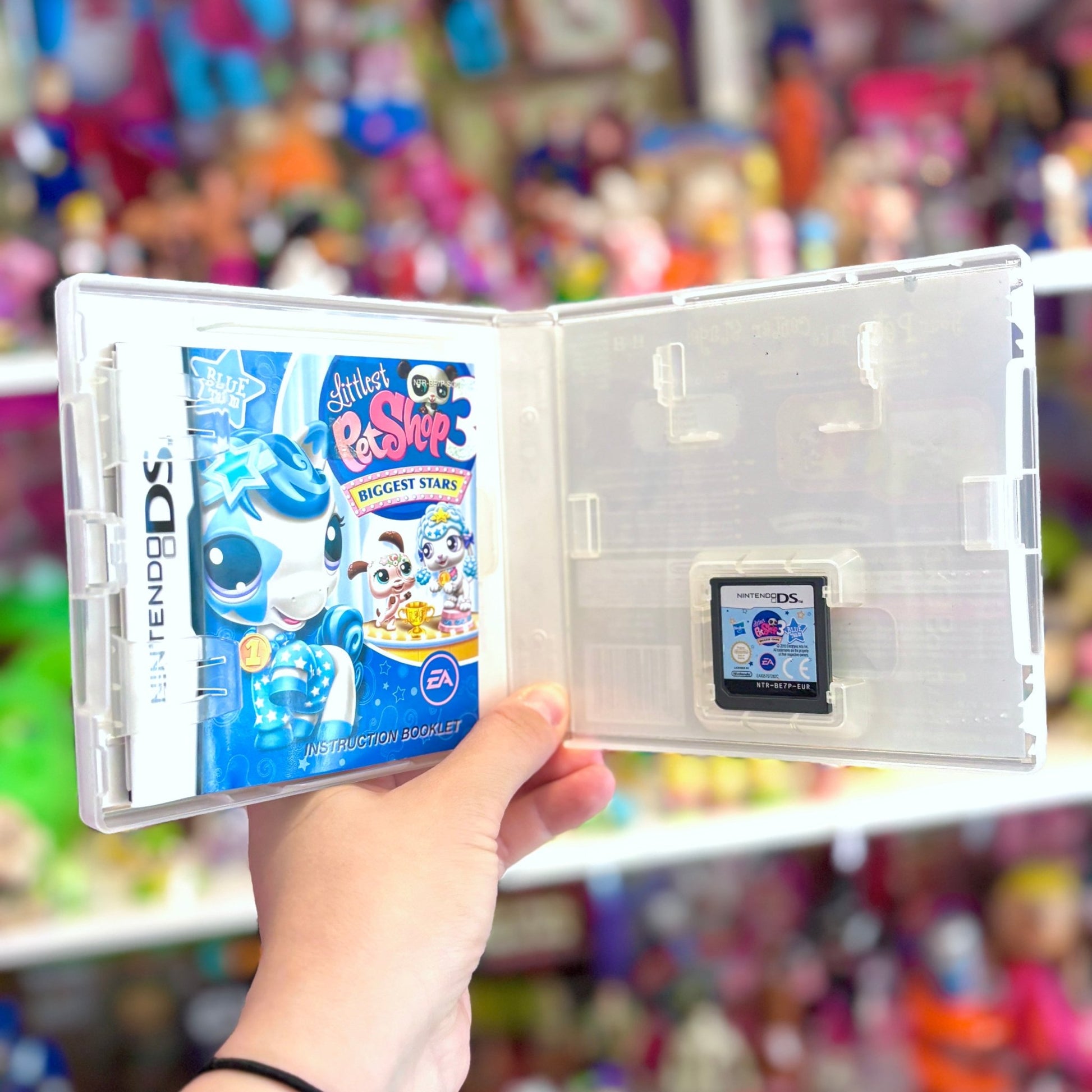 Littlest Pet Shop 3: Biggest Stars - Blue Team (Nintendo DS) - PopCultGang