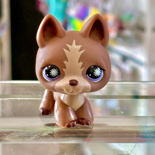 Littlest Pet Shop: 867 German Shepard Starry Eyed Dog (2000s) - PopCultGang