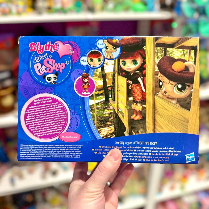 Littlest Pet Shop: Blythe Doll & Pet - Autumn Glam Playset - B6 + 1620 (NIB, new in box, 2010) - PopCultGang