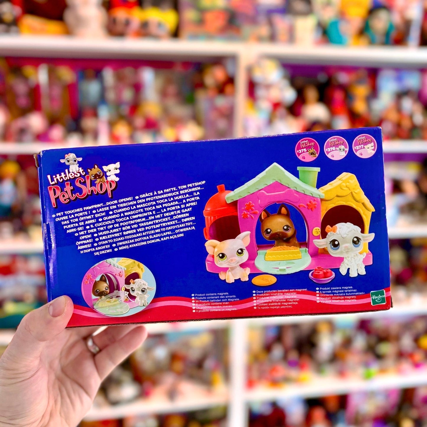 Littlest Pet Shop: Bobblin’ Barn Playset (New In Box, 2000s) - PopCultGang