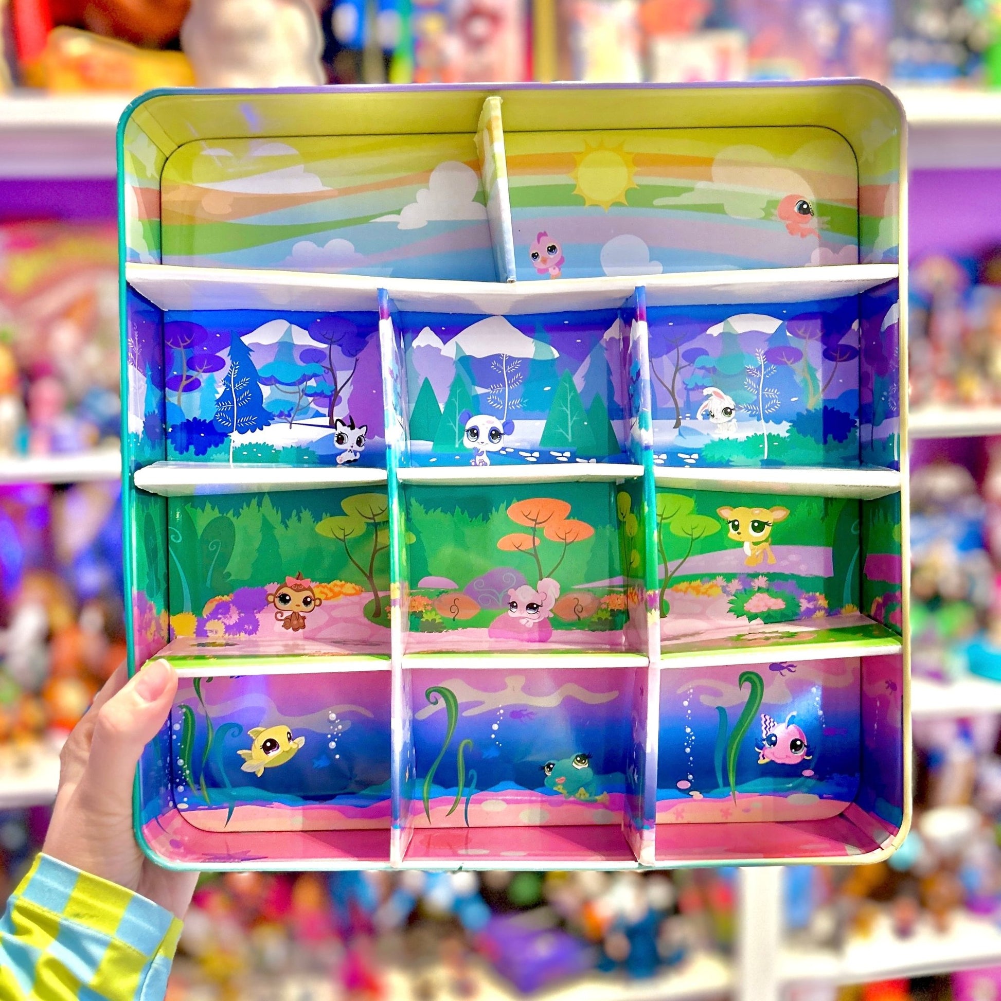 Littlest Pet Shop: Collector's Tin Storage Case (2009) - PopCultGang