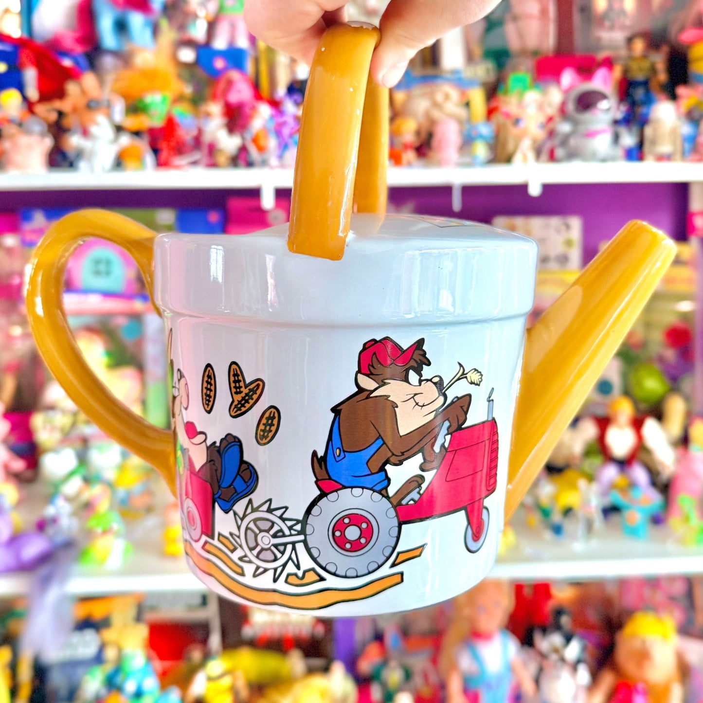 Looney Tunes: Ceramic Watering Can - Taz, Porky & Petunia Pig (Warner Bros. 1993) - PopCultGang