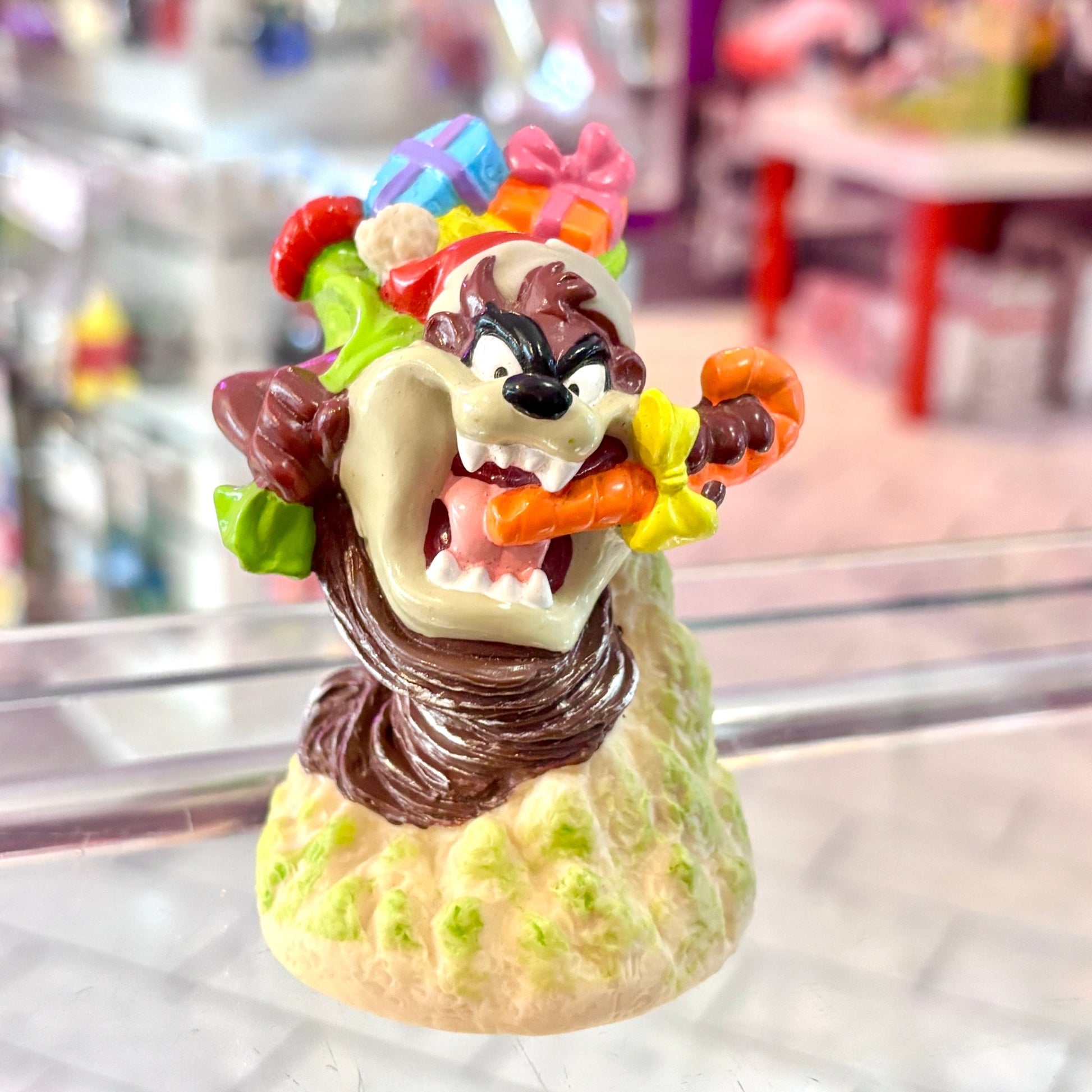 Looney Tunes: Taz Christmas PVC Figure (90's) - PopCultGang