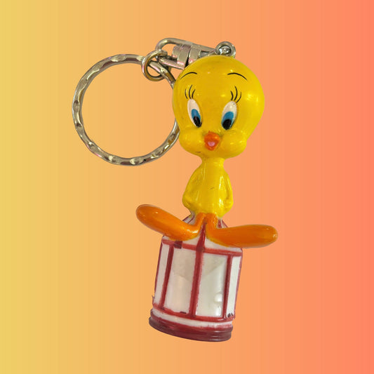 Looney Tunes: Tweety Keychain (90s) - PopCultGang