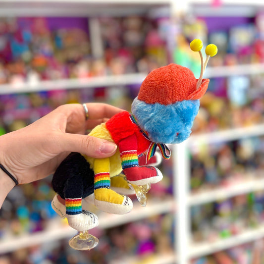 Lots-A-Lots-A-Leggggggs: Suction Cup Plush (80s) - PopCultGang
