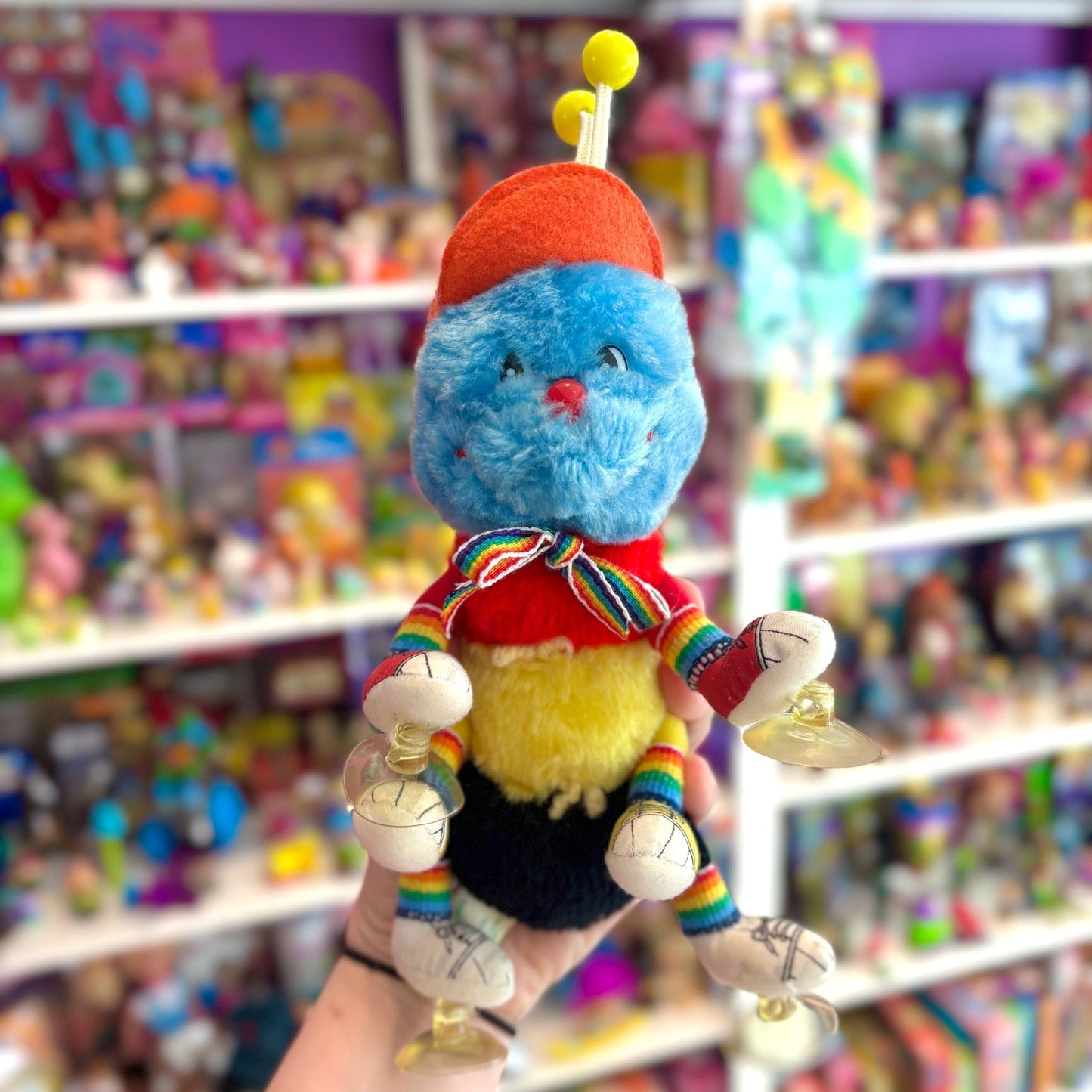 Lots-A-Lots-A-Leggggggs: Suction Cup Plush (80s) - PopCultGang