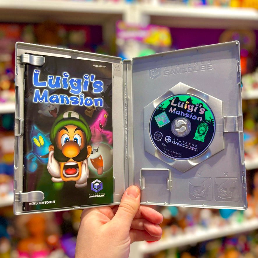 Luigi's Mansion (Gamecube) - PopCultGang