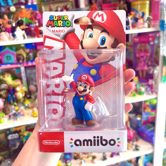 Mario Amiibo Figure (Super Mario Collection, Nintendo) - PopCultGang
