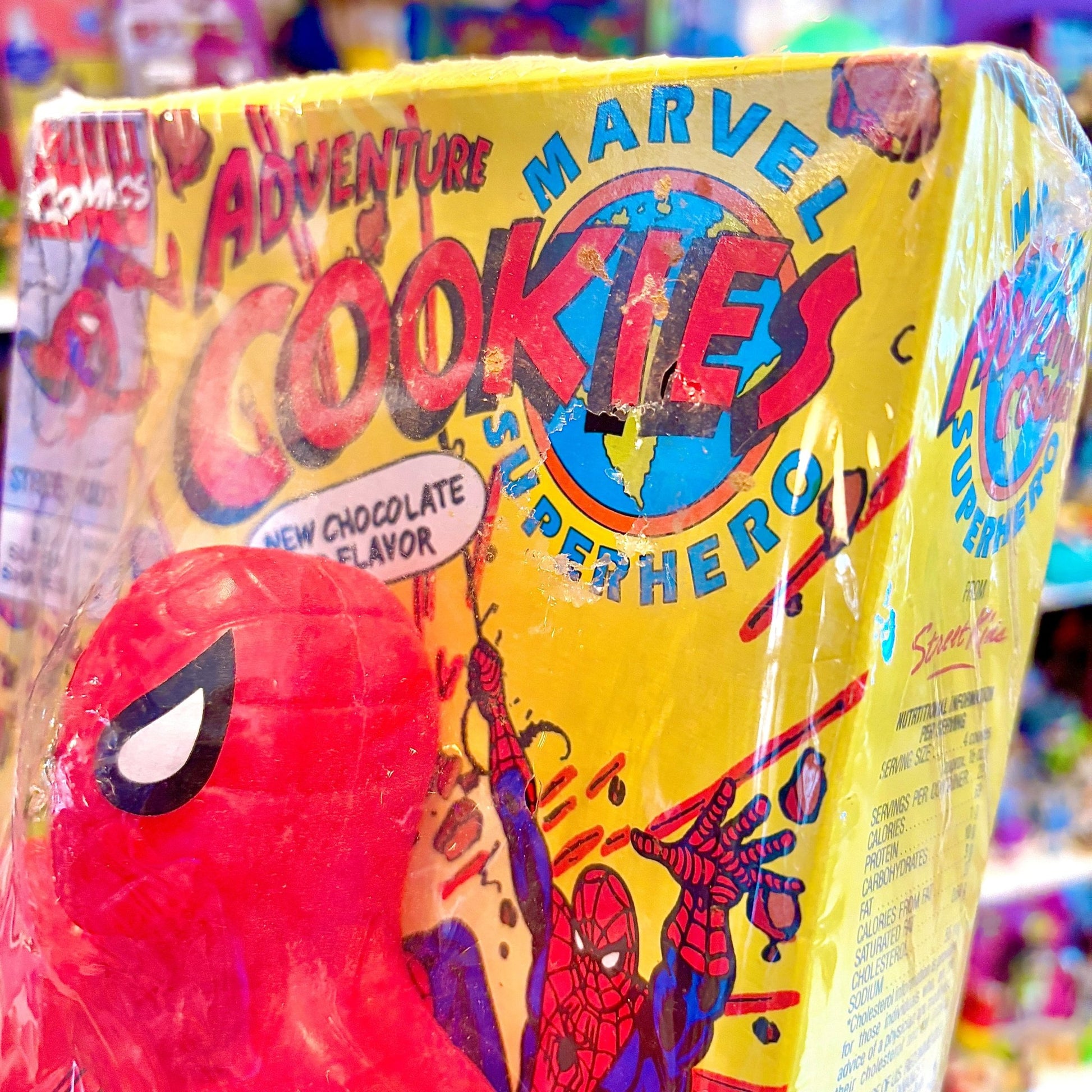 Marvel Comics Adventure Cookies + Spider - Man Coin Bank (80s) - PopCultGang
