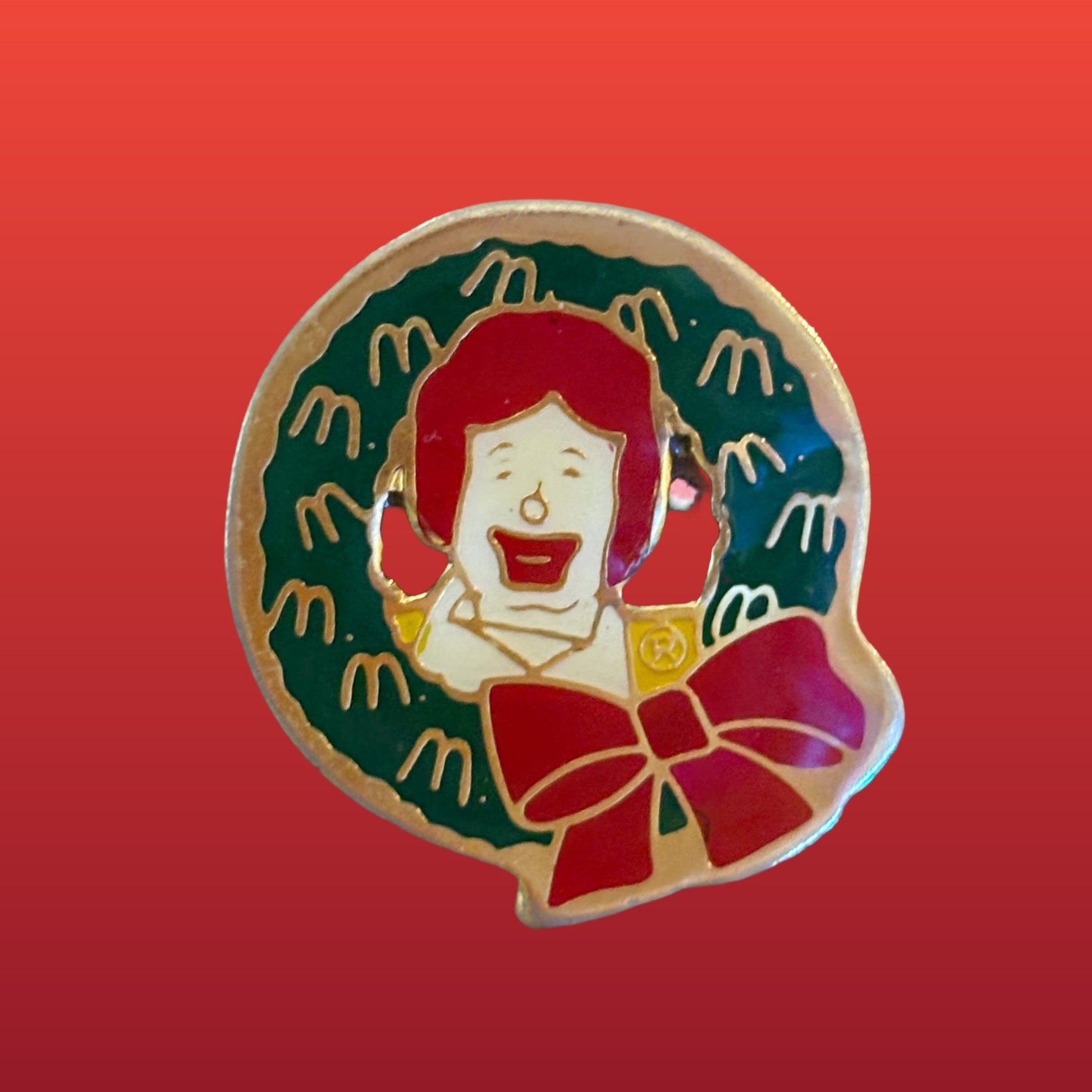 McDonalds: Christmas Wreath Enamel Pin Badge (90s) - PopCultGang