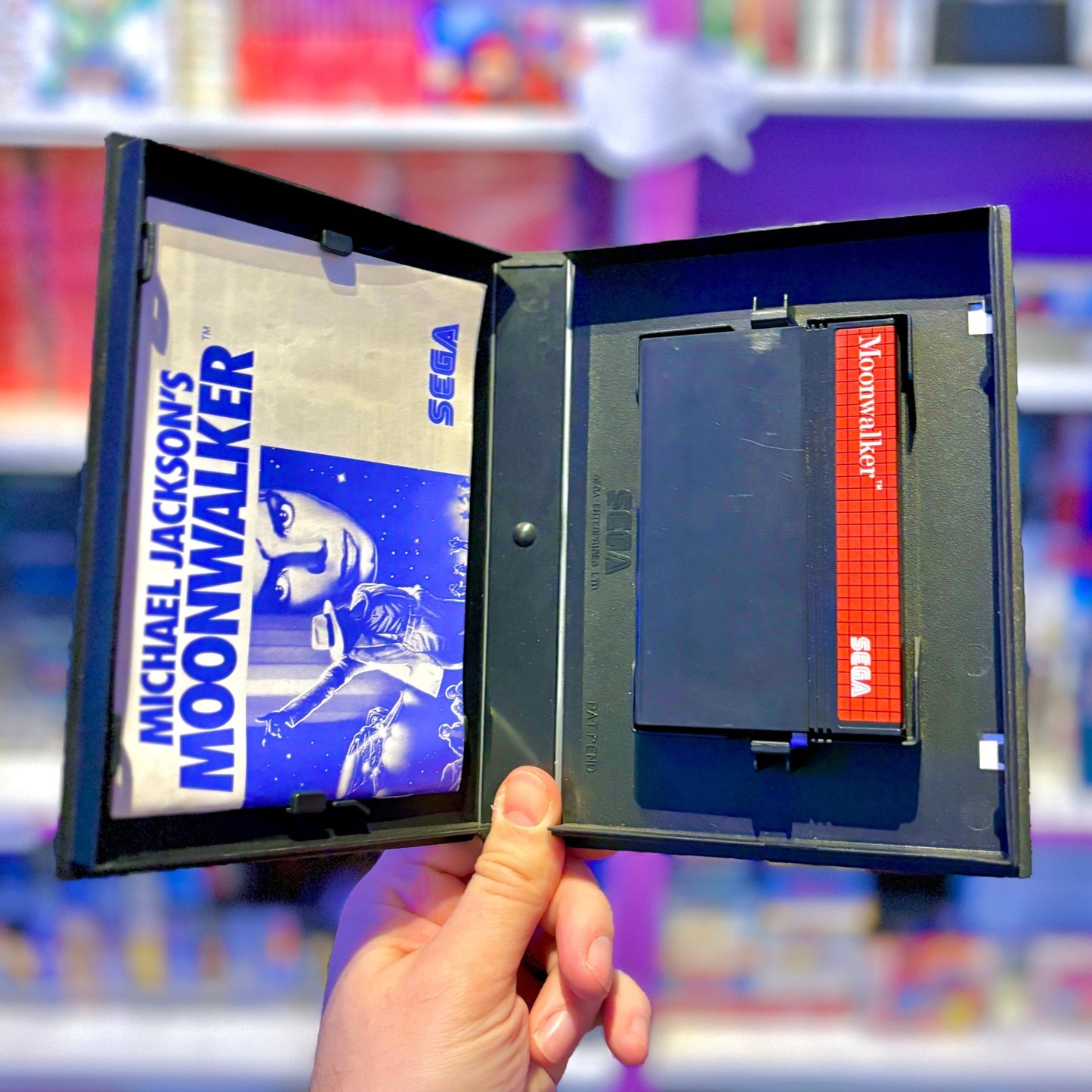 Michael Jackson in Moonwalker (Sega Master System) - PopCultGang