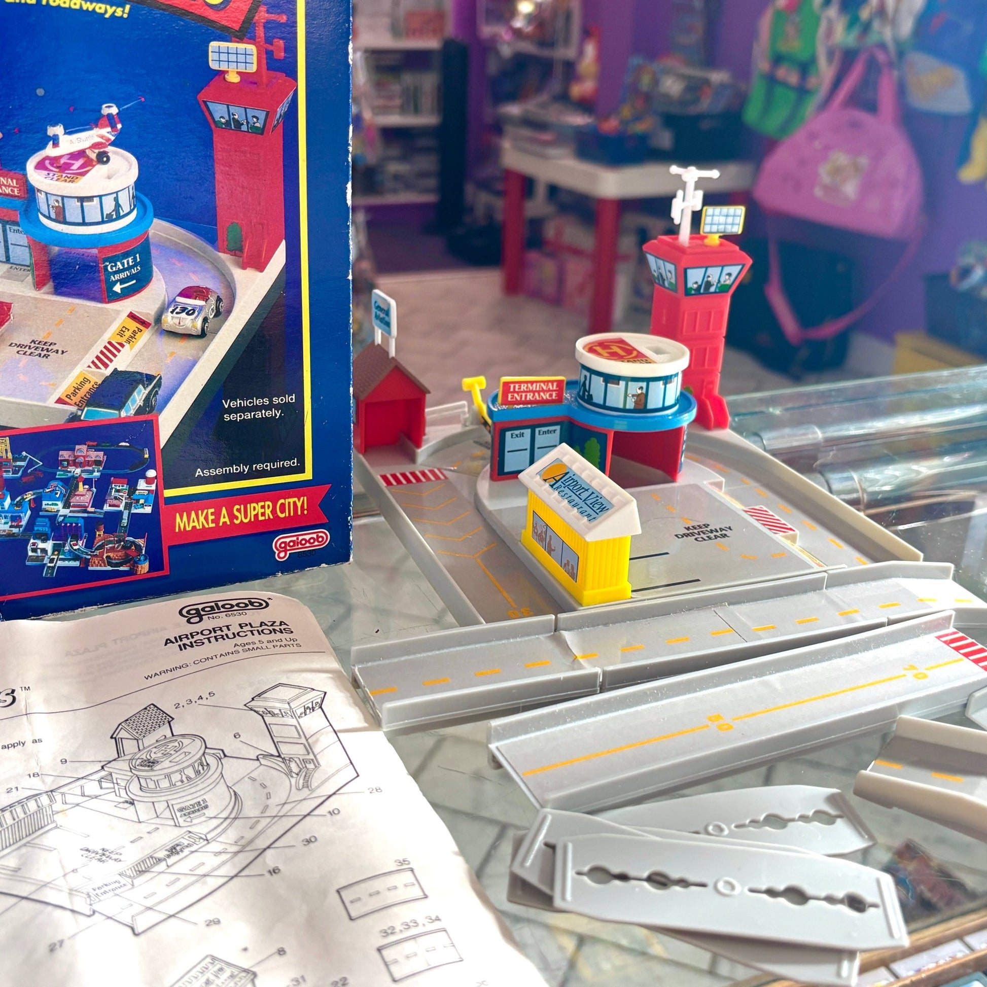Micro Machines: Hiways & Byways - Airport Plaza (Galoob, 1991) - PopCultGang