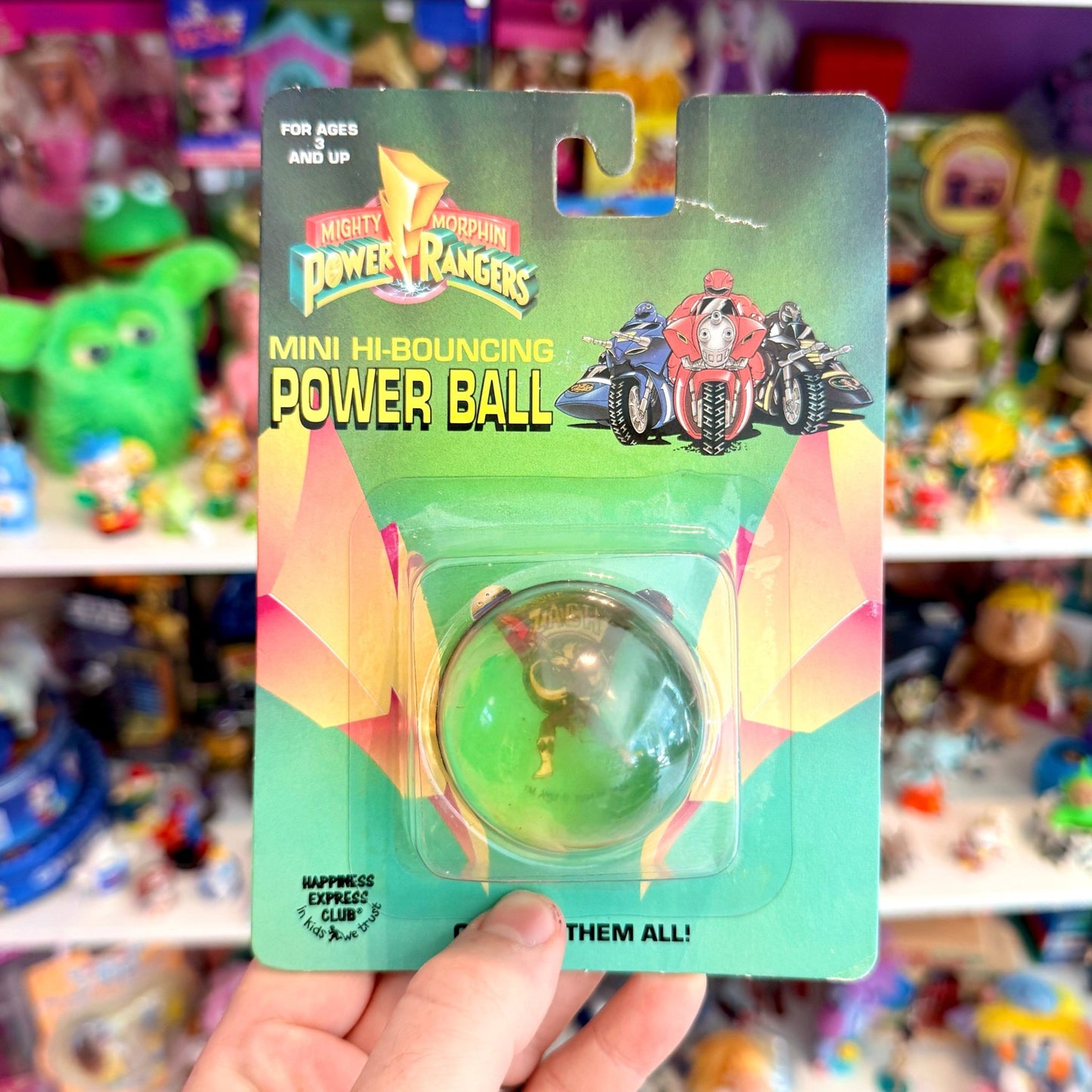 Migthy Morphin’ Power Rangers: Mini Hi-Bouncing Power Ball - Zach (90s) - PopCultGang
